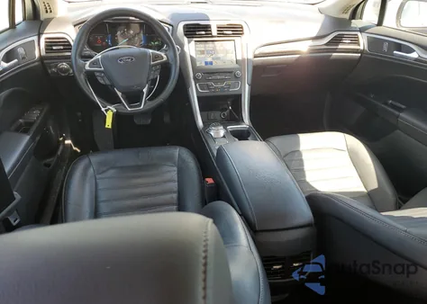 2017 Ford Fusion Se Hybrid z USA, uszkodzony, nr VIN 3FA6P0LU7HR408923